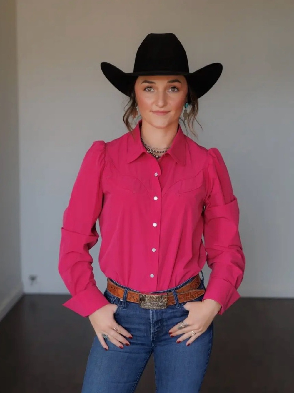 Howdy Hanny BNWT Fuchsia Western Snap-Front Shirt.